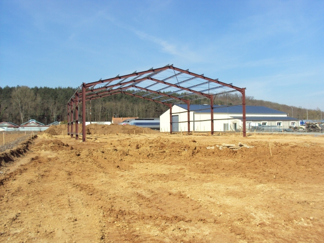 Construction du hangar 100316090546979895643228
