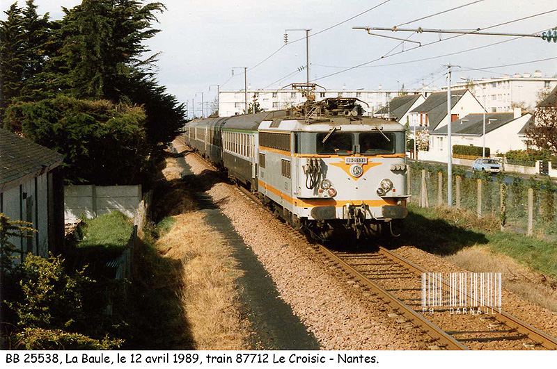 Un train bien ordinaire Le Croisic Nantes - Les Trains de l'Histoire