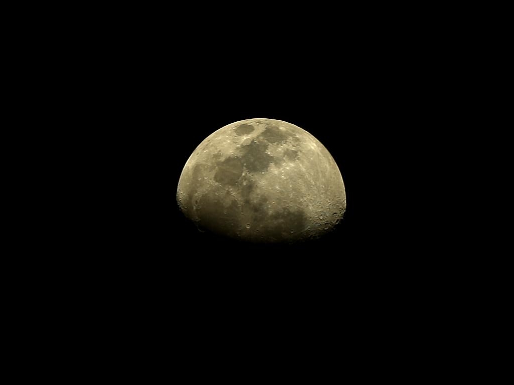 rapprochement Lune  Mars et vidéo au canon 1000D 10032602292340455705374