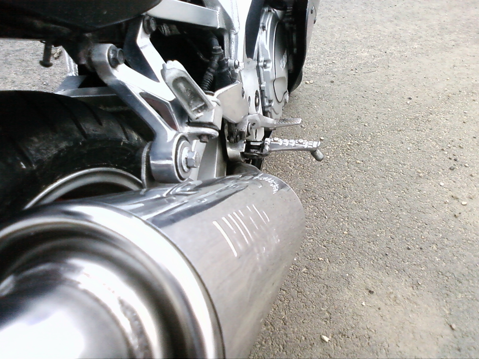 nouvelle photo moto greg 005