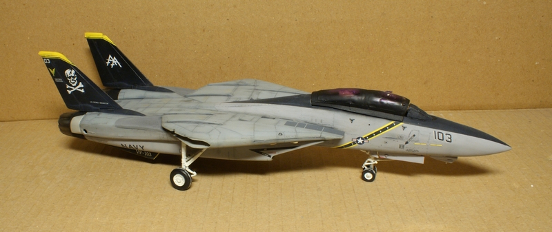 [Hasegawa] F14A Tomcat 1/72  - Page 4 100328103858828935723277