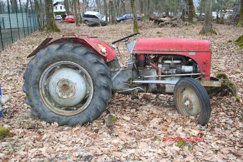 CASSE DE TRACTEURS 100401050545490475747131