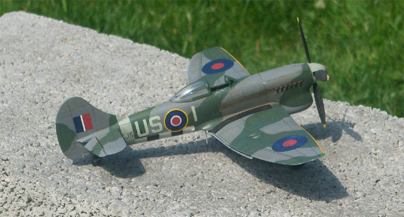 Hawker Tempest Mk. V (Academy) 100411085517847065813026
