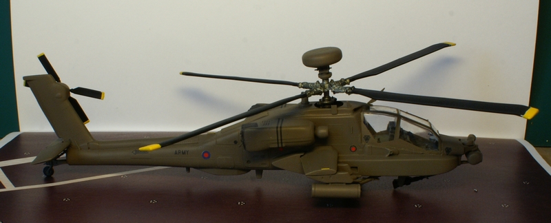 [Italeri] Boeing AH-64D UK 1/72 100415075924828935840090