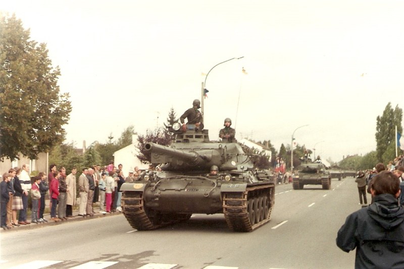 AMX 30 et quelques photos des années 80 1006100924151093506203815