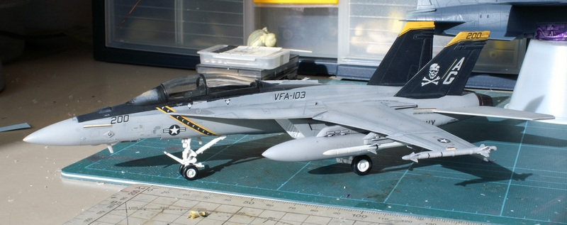 [hasegawa] F18F Hornet Jolly Rogers 1/72 1006120932551050216215283