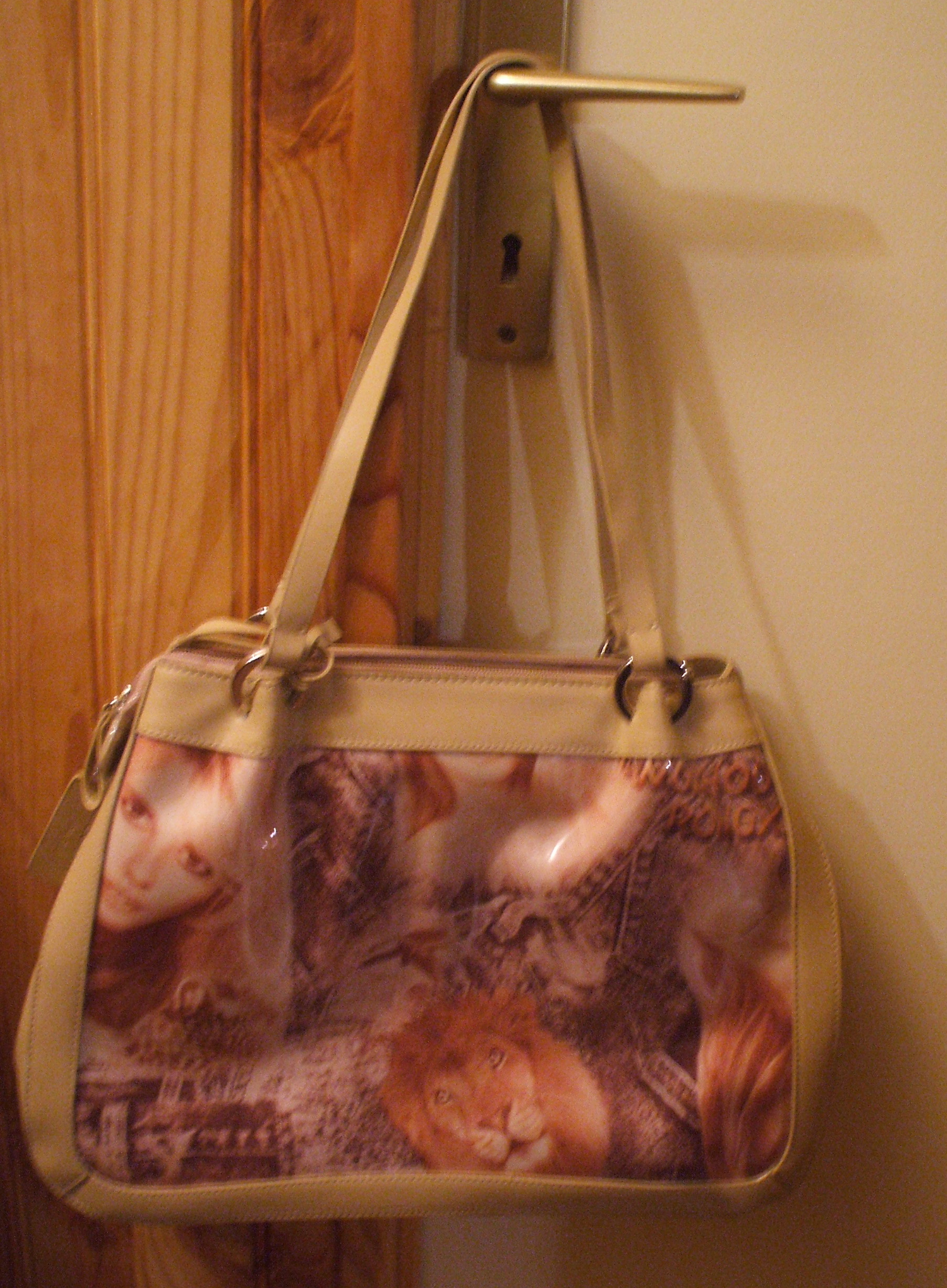 Lancel, le "sac Bardot" - Page 2 100615070837474496233623