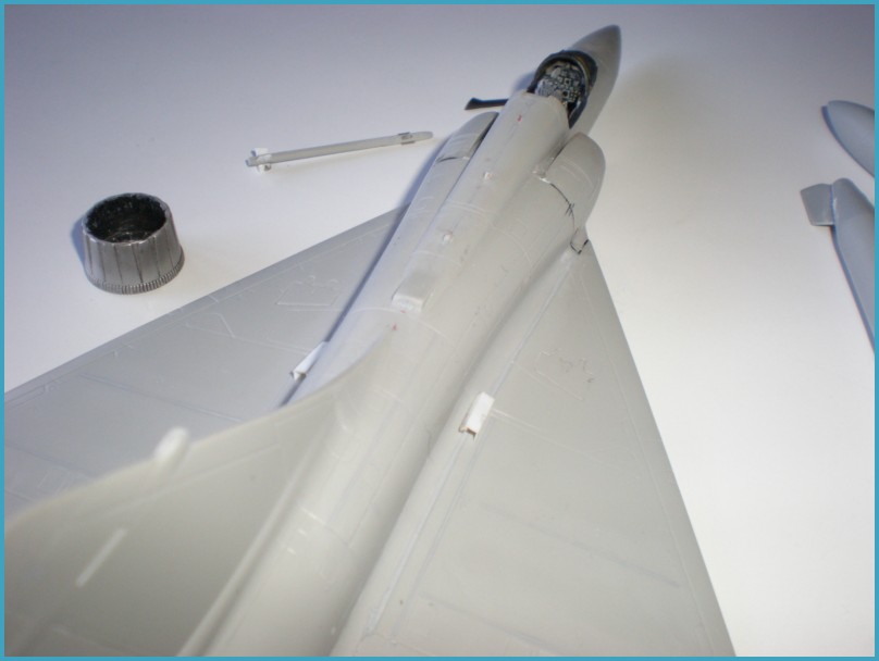 Mirage 2000C, Revell 1/72... Ocean Tiger * FINI* 100704124831585296344173