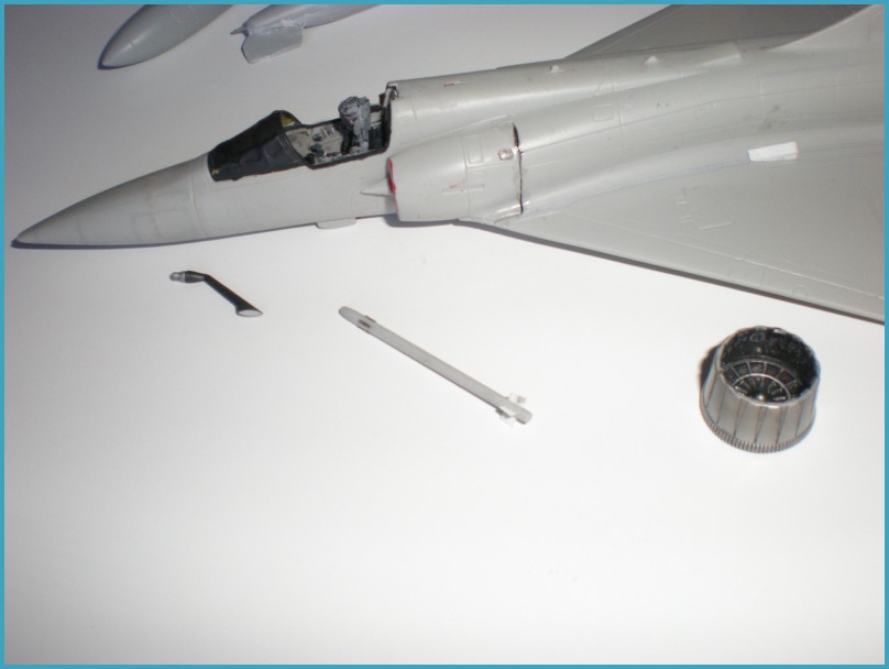 revell - Mirage 2000C, Revell 1/72... Ocean Tiger * FINI* 100704124831585296344174