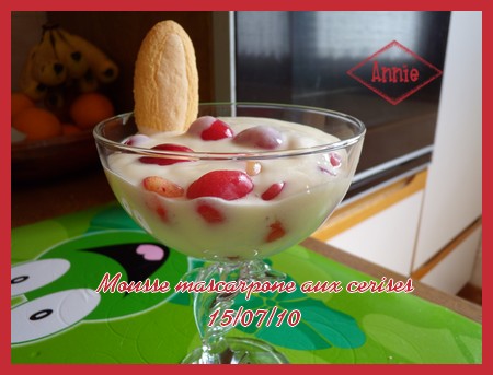 Mousse mascarpone aux cerises + photos 100715095855683836408359