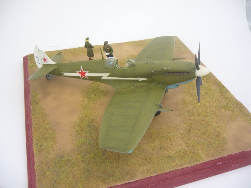 Spitfire Mk Vb soviétisé à Bassora 1943 [Tamiya] 1/48 100811063422534316547884