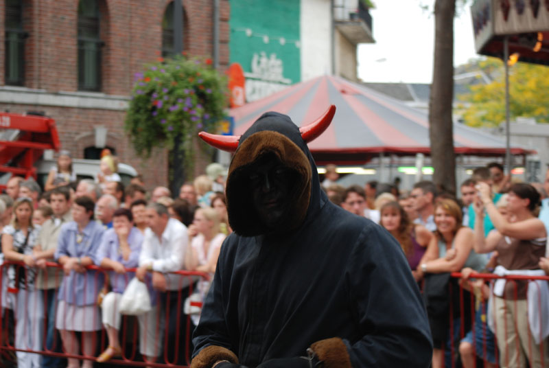 dimancheloganetfran&Atilde;&sect;ois_(1199)