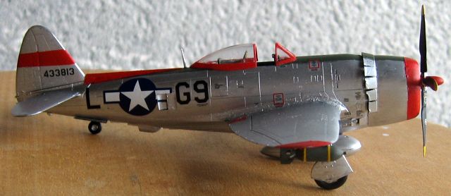 P47D thunderbolt [revell] 1/72 1008190656321147376592125